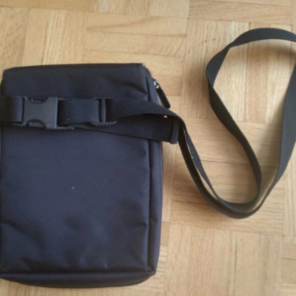 Nintendo DS Carrying Case Travel Bag By RDS Industries Cream Beige - Picture 2 of 5